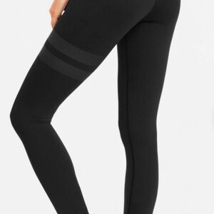 Stronger Etna High-Rise Black Performance Leggings